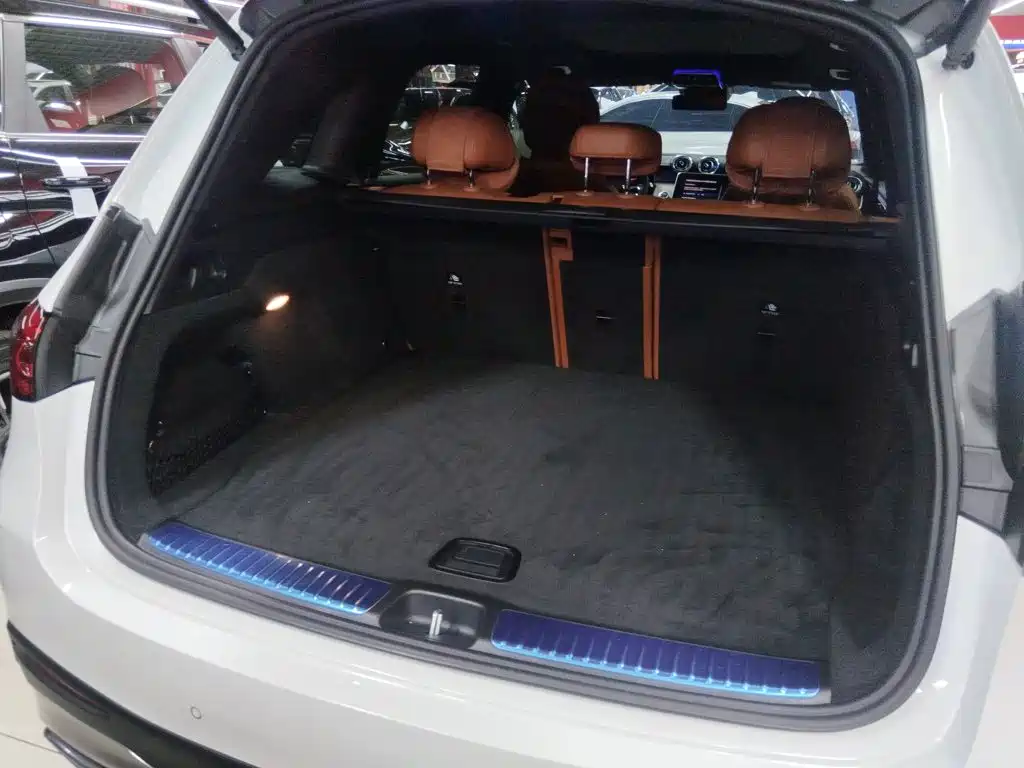 Mercedes-Benz GLC 2024 GLC 300 L 4MATIC 5 мест