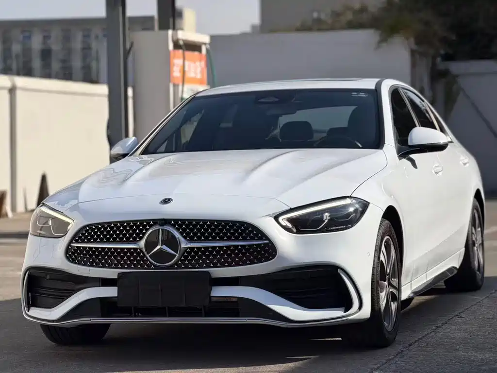 Mercedes-Benz C-Class 2021