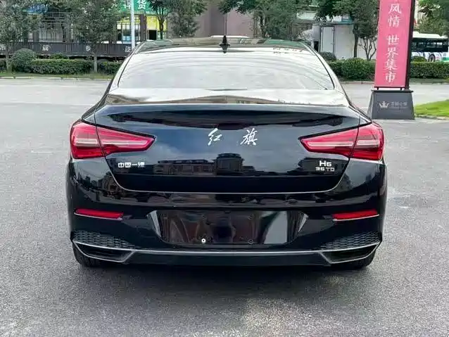 Hongqi Hongqi H5 — миниатюра 8