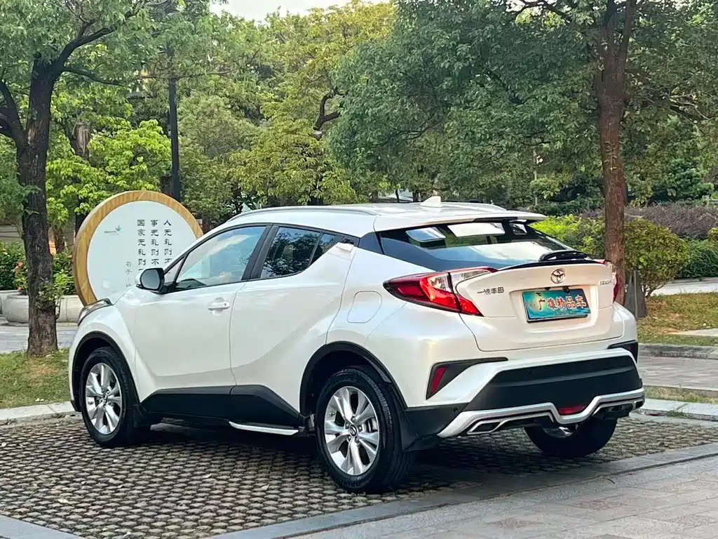 Toyota IZOA — миниатюра 4