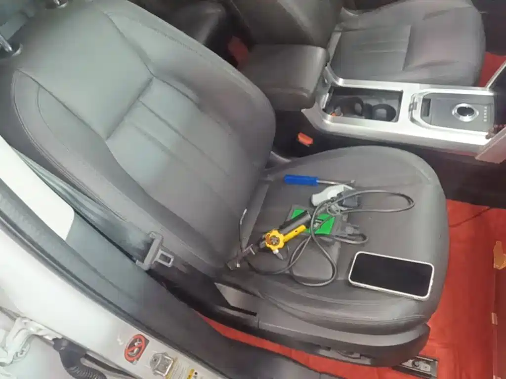 Land Rover Discovery Sport — миниатюра 25