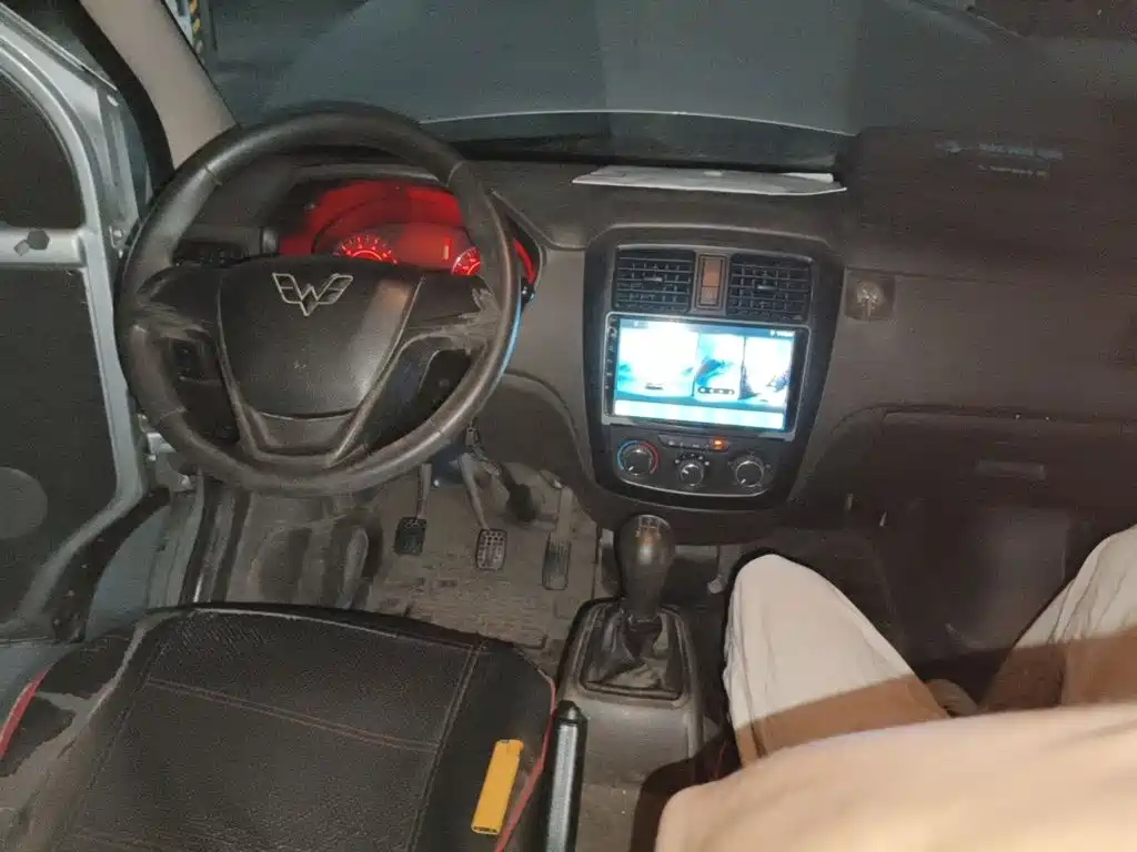 Wuling Rongguang S — миниатюра 13