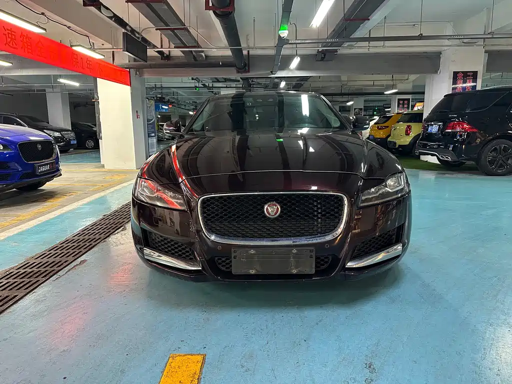 Jaguar XFL — миниатюра 2