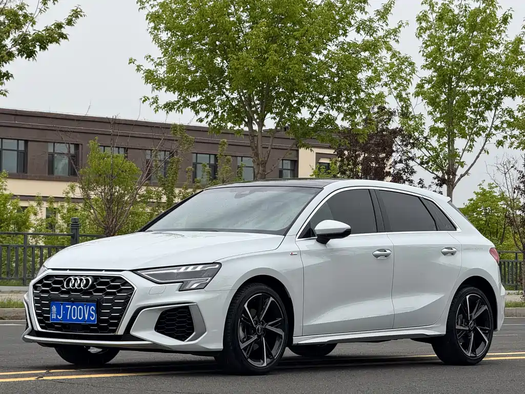 Купить Audi A3