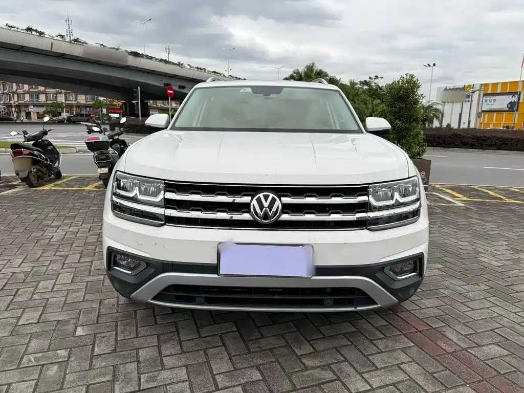 Volkswagen Teramont — миниатюра 3