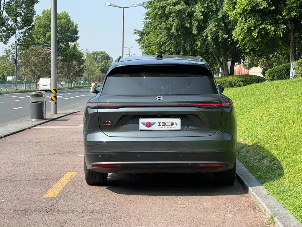 NIO ES8 2024 100kWh