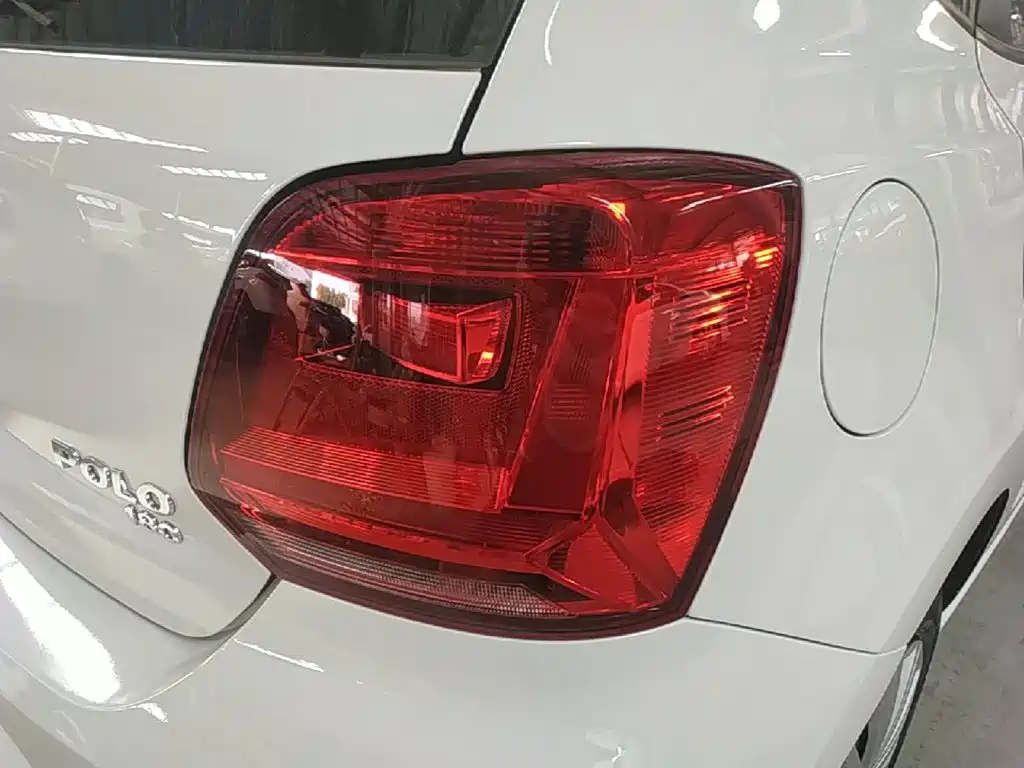 Volkswagen Polo — миниатюра 8