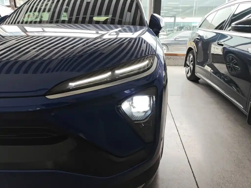 NIO EC6 — миниатюра 24