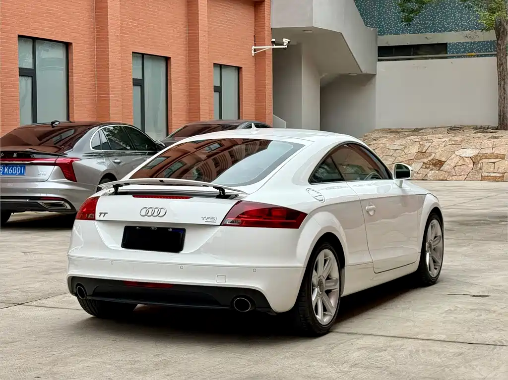 Audi TT — миниатюра 4