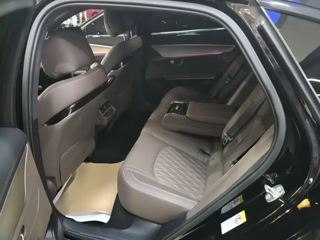 BYD Han — миниатюра 17