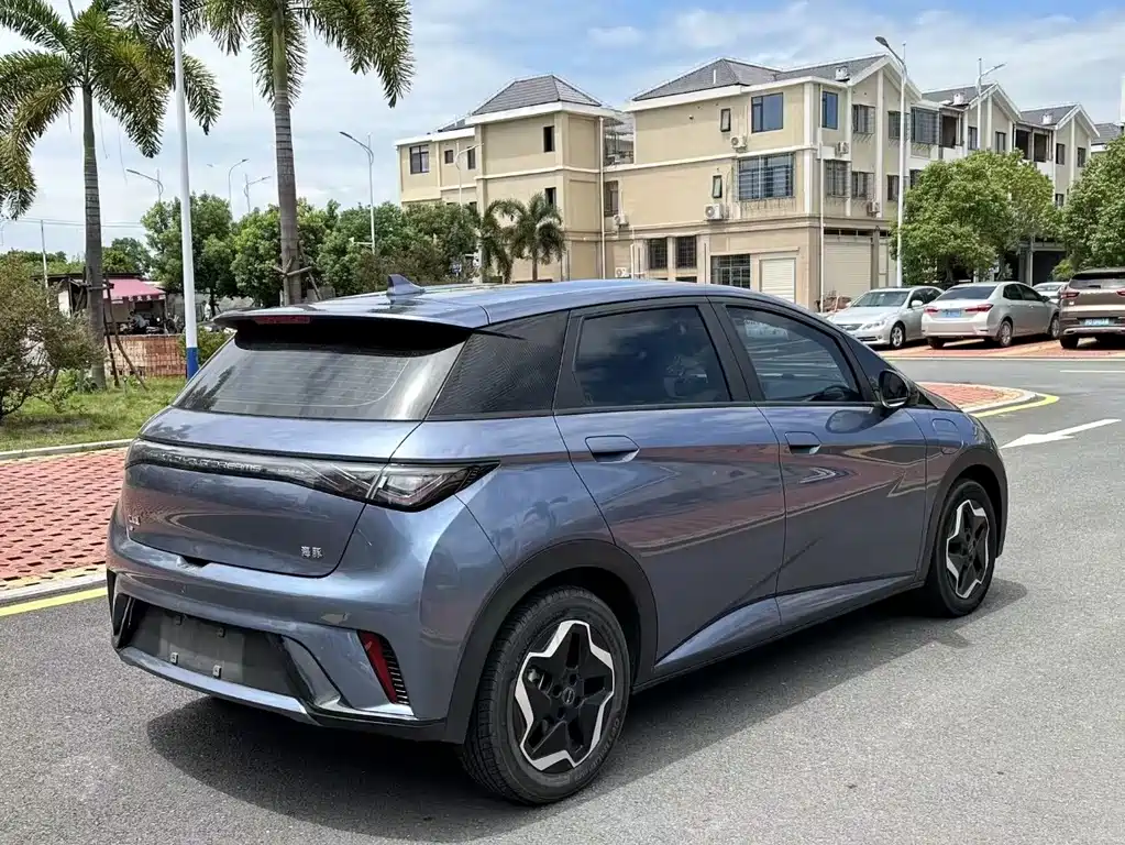 BYD Dolphin — миниатюра 7