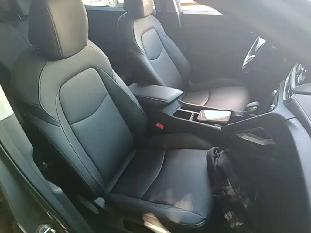Chevrolet Volando — миниатюра 20