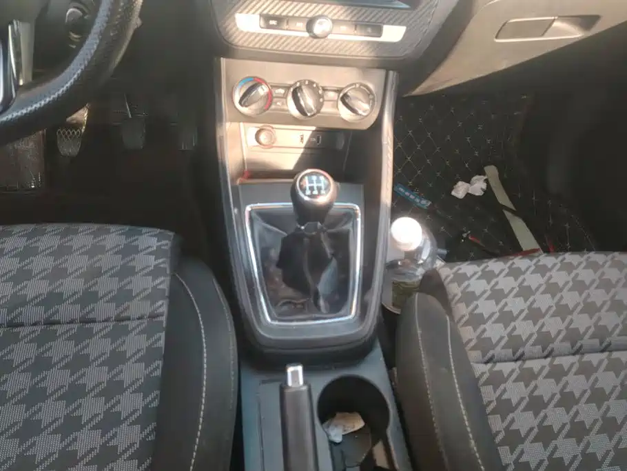 MG ZS — миниатюра 16