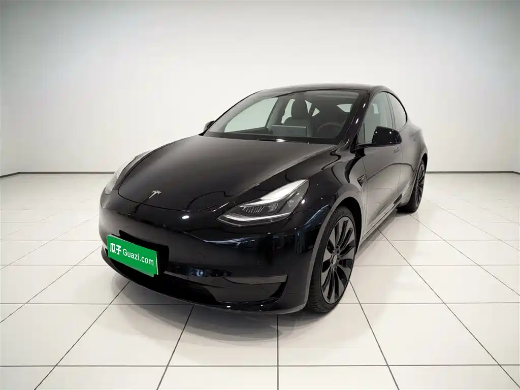 Tesla Model Y 2022