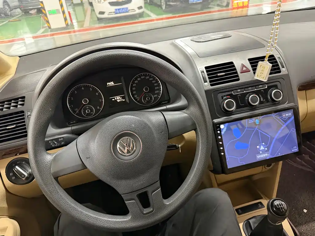 Volkswagen Touran — миниатюра 5