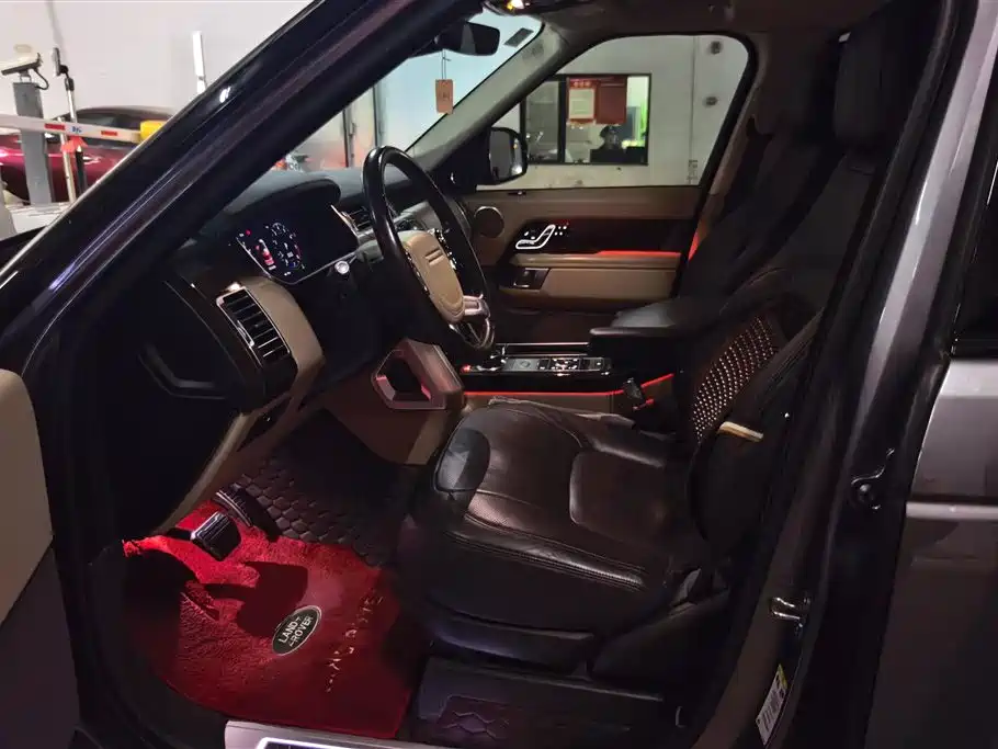 LAND ROVER RANGE ROVER