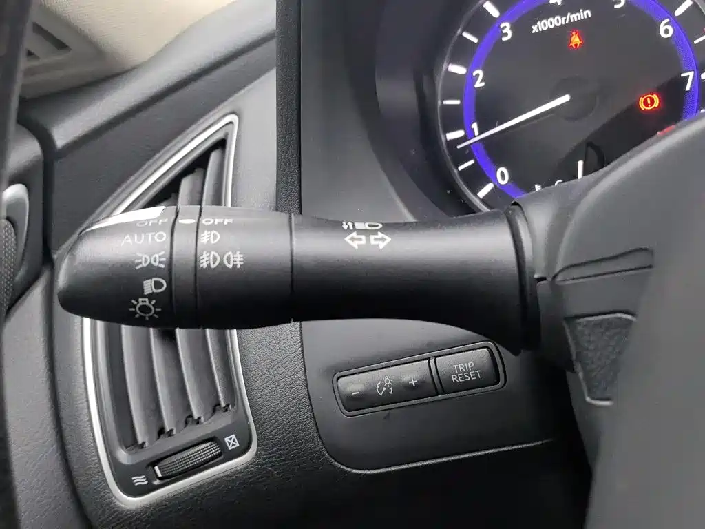 Infiniti Q50L — миниатюра 21