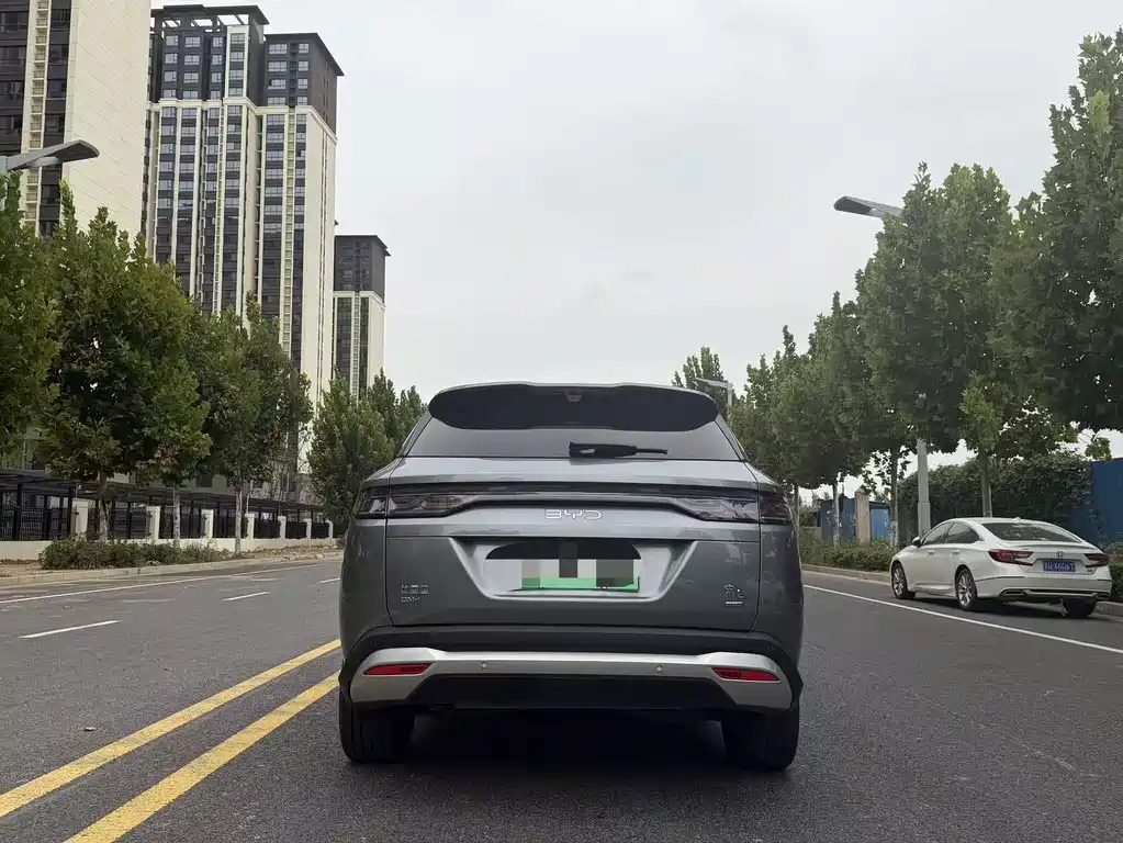 BYD L DM-i — миниатюра 8