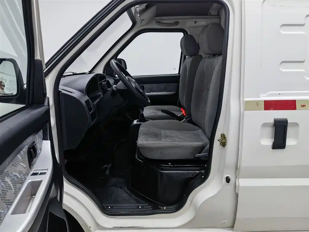 DONGFENG DONGFENG RUITAITE EM10