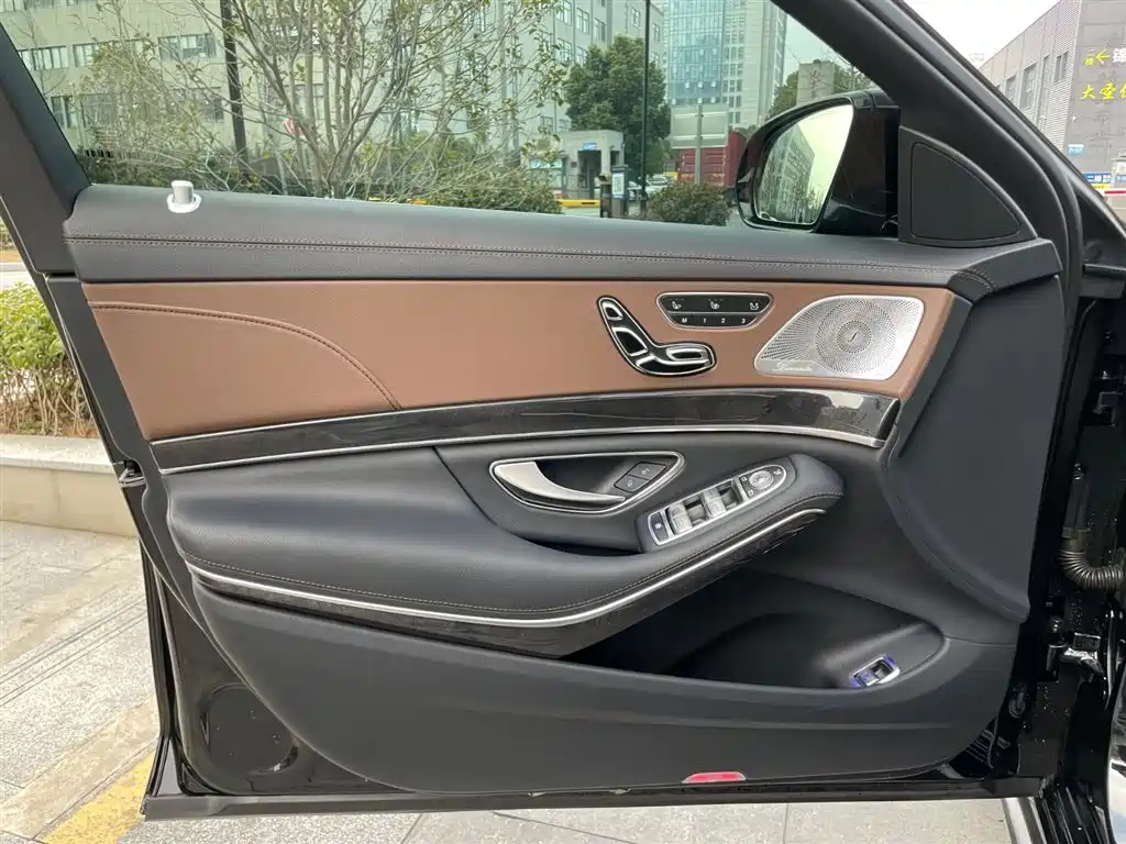 MERCEDES-BENZ S CLASS