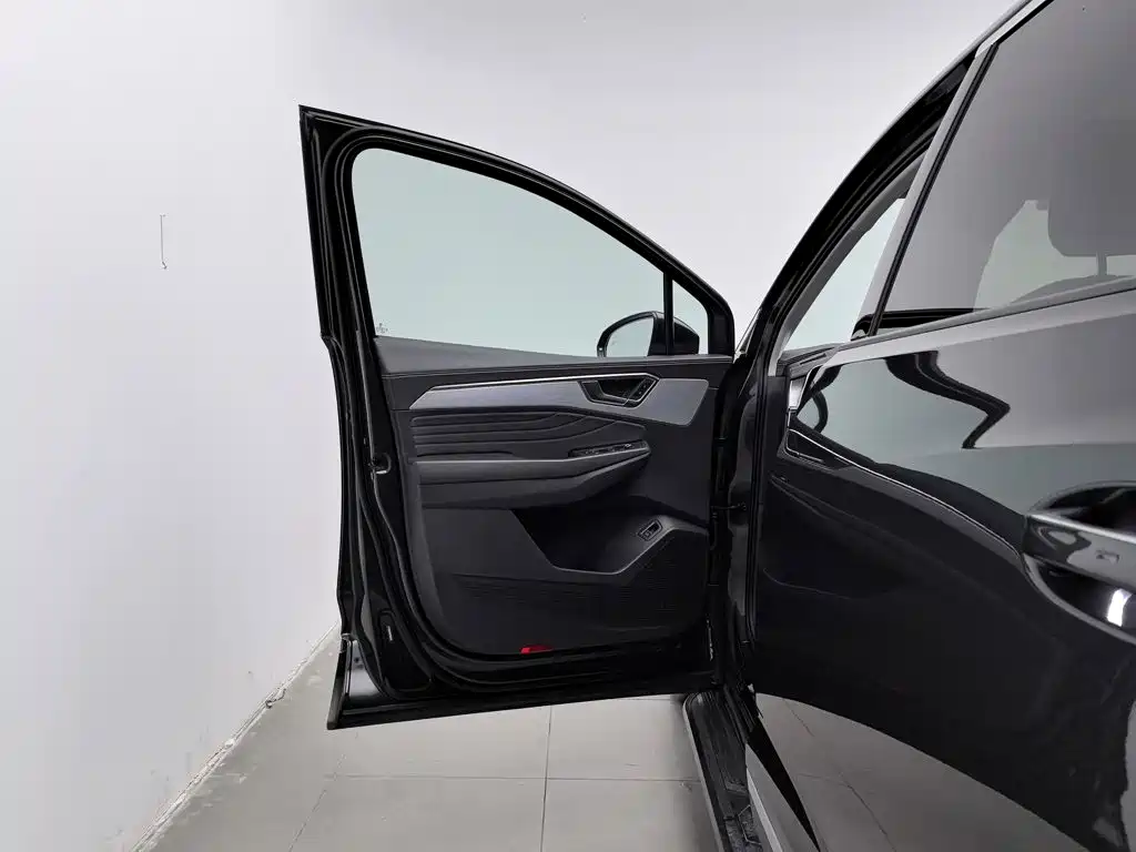 Volkswagen Talagon — миниатюра 8
