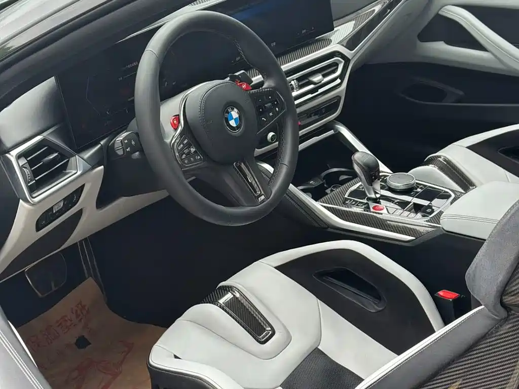 BMW M4 — миниатюра 10