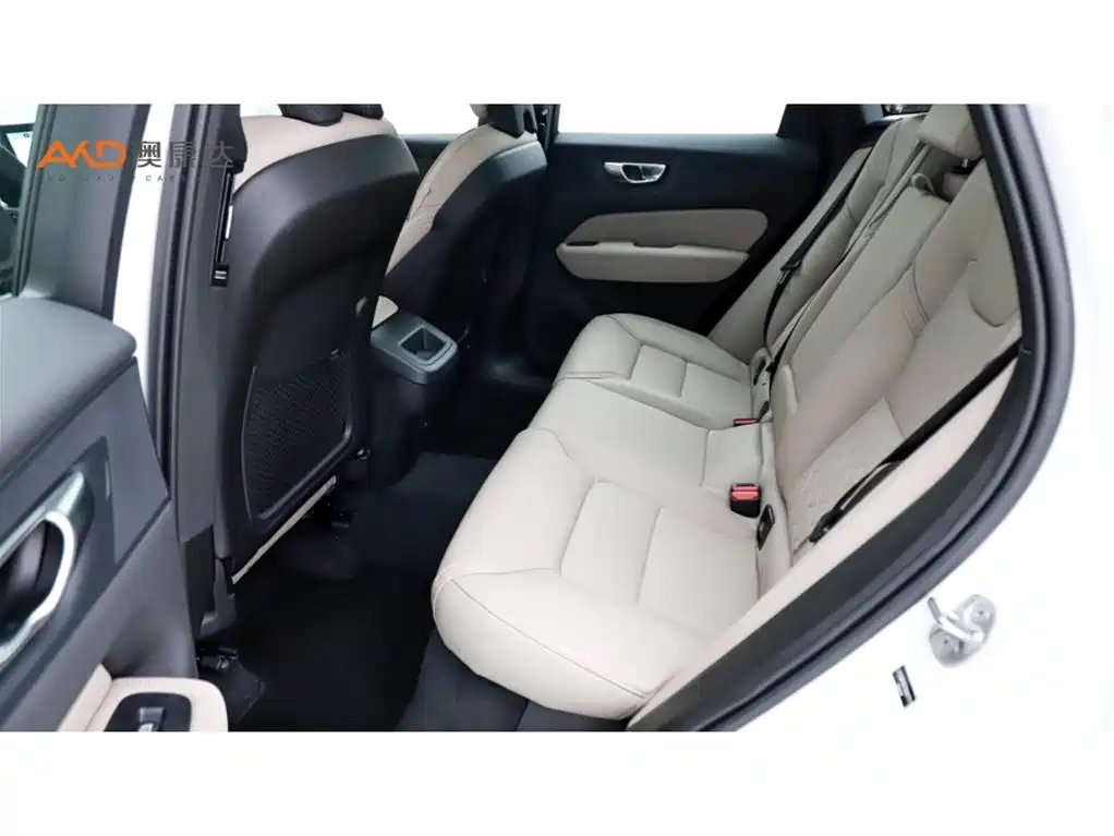 Volvo XC60 — миниатюра 7