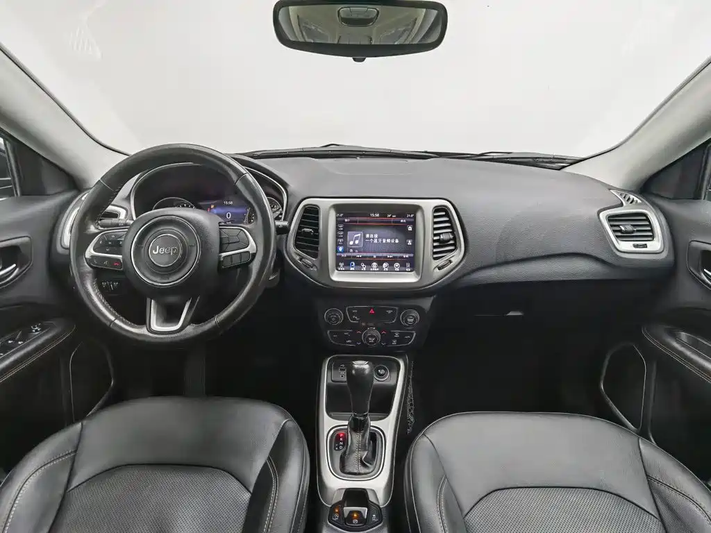 Jeep Compass — миниатюра 5