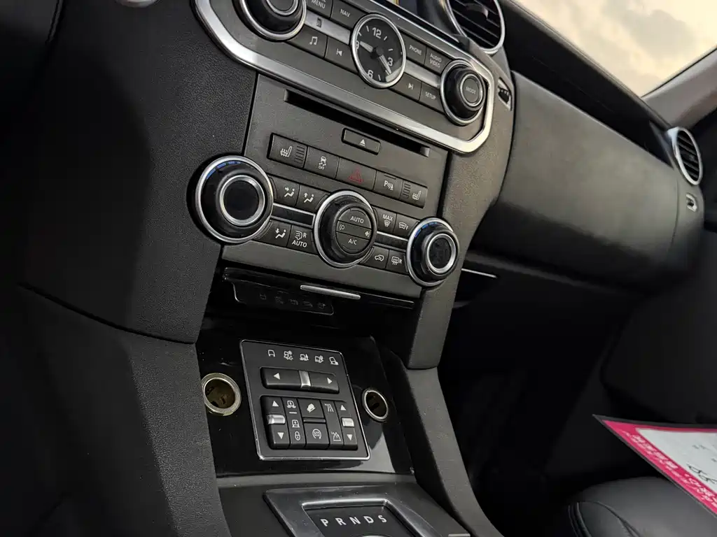 Land Rover Discovery — миниатюра 11