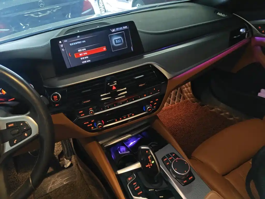 BMW 5 Series (Import) — миниатюра 13