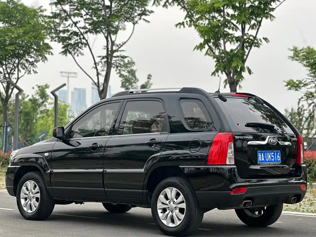 Kia Sportage 2.0L Auto 2WD Edition GL, фото 4