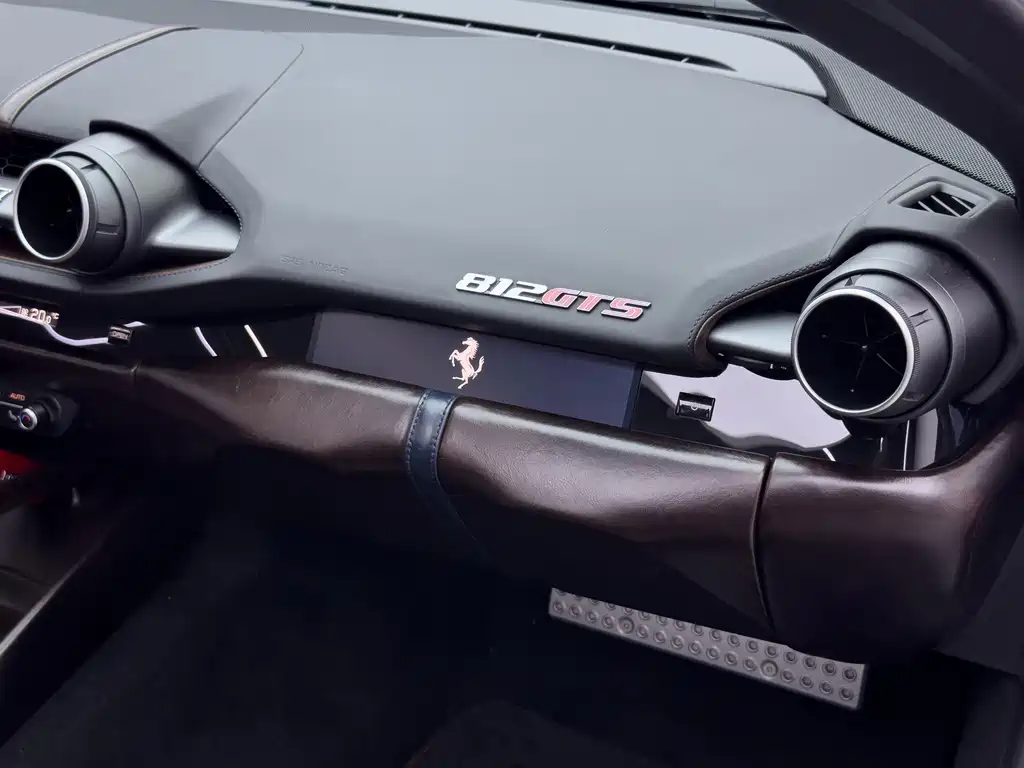 Ferrari 812 — миниатюра 30