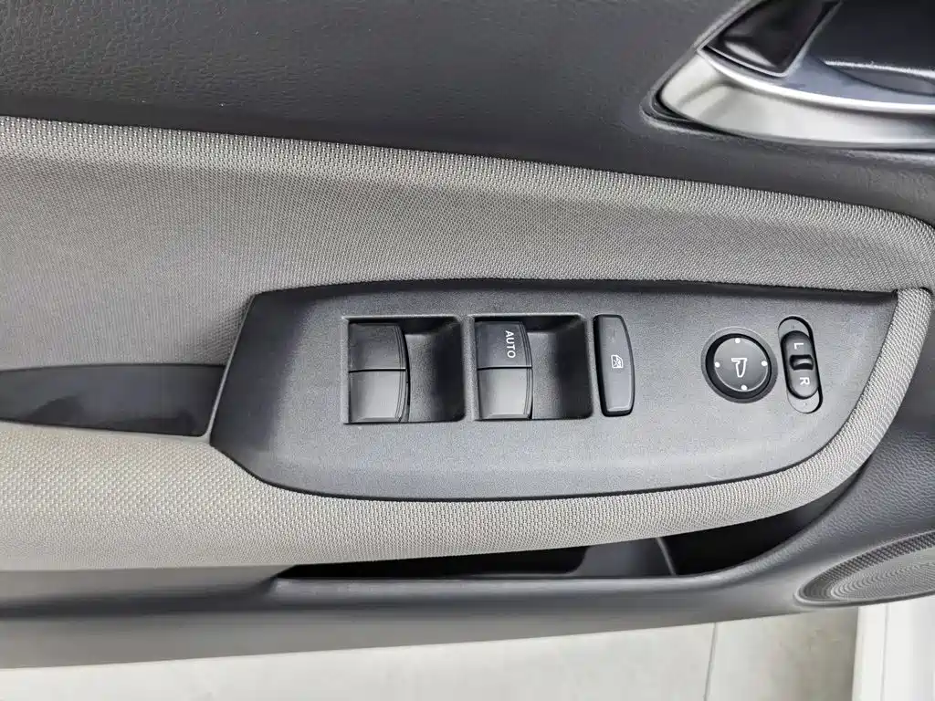 Honda Life — миниатюра 9