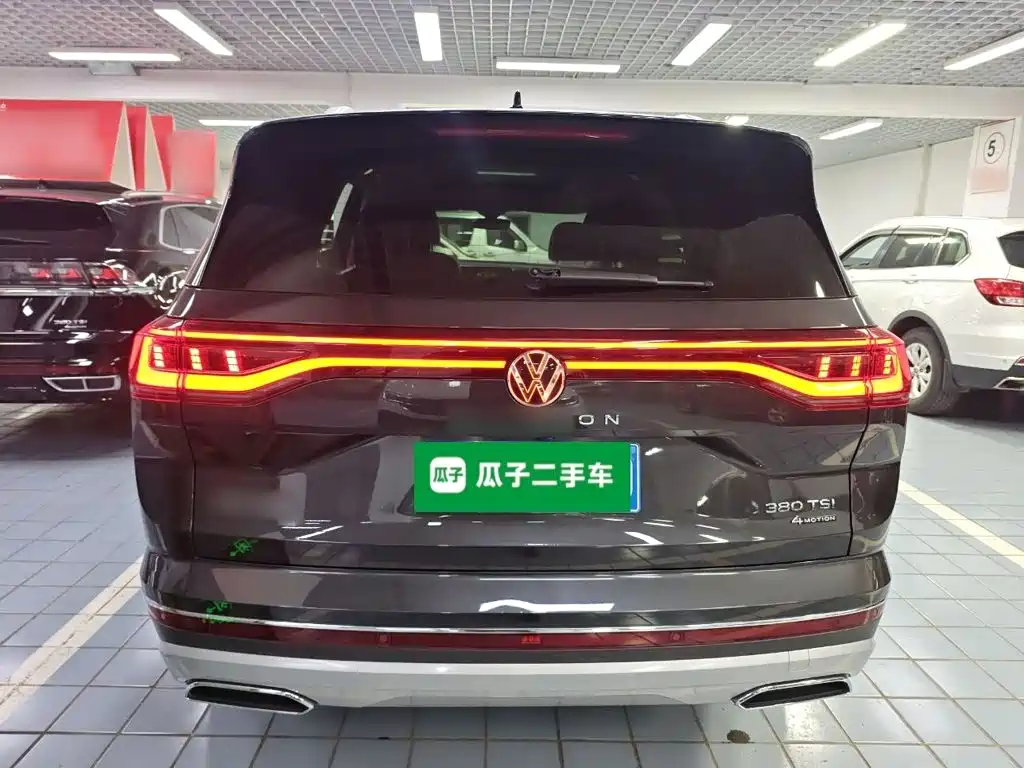 Volkswagen Viloran 2023 380TSI Luxury Pro 6 мест