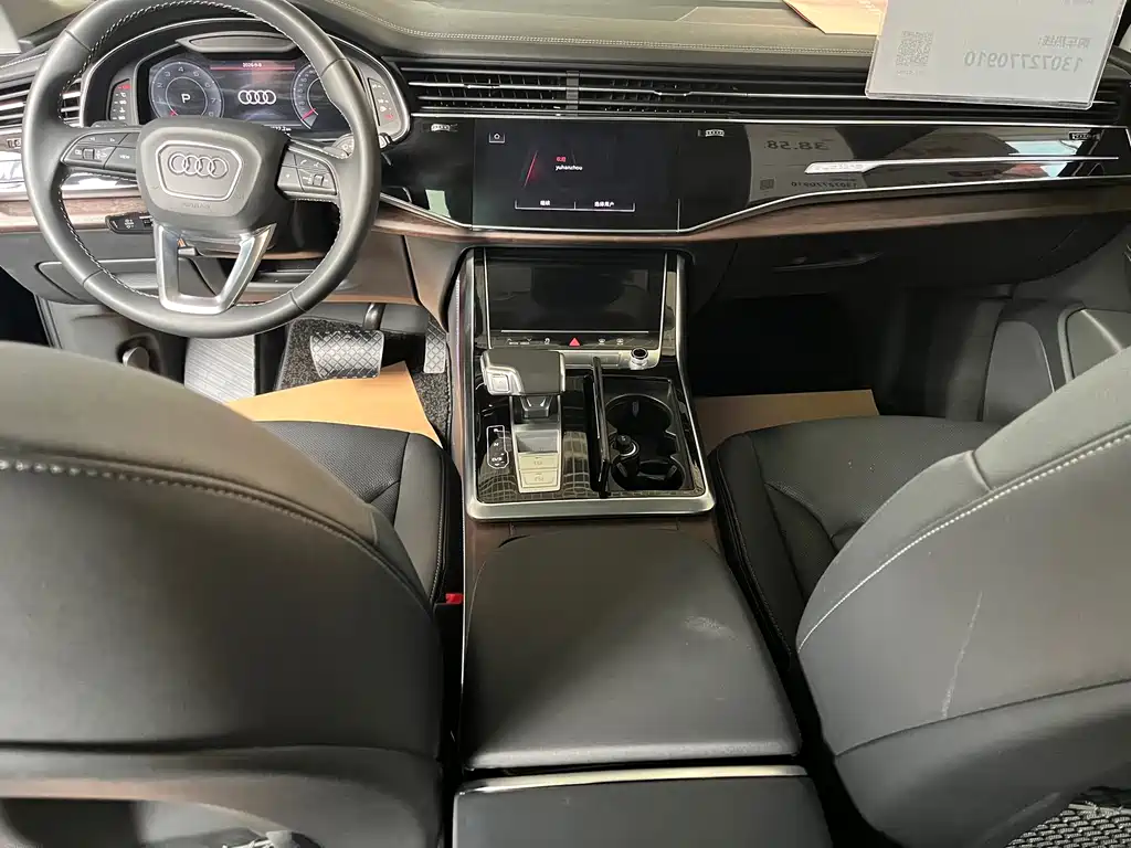Audi Q7 — миниатюра 10