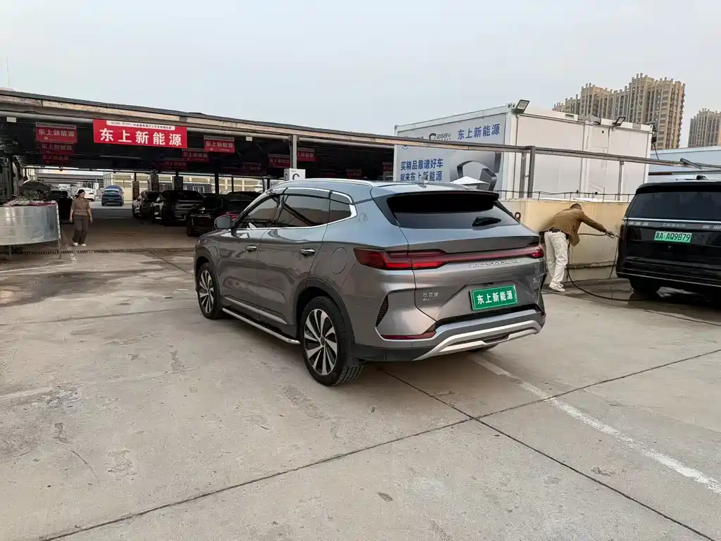 BYD Song Plus DM-i 2023 — фото 7