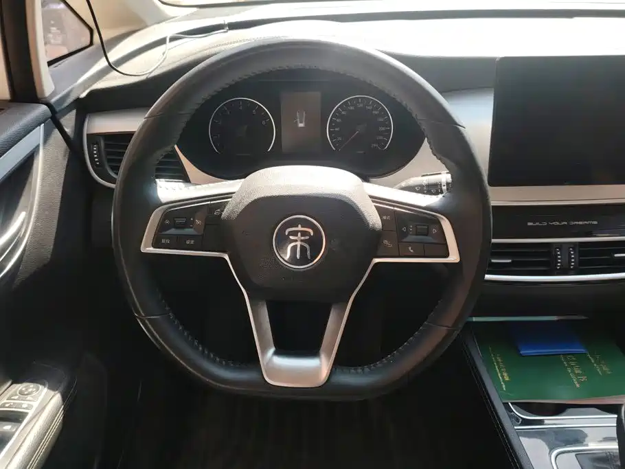 BYD MAX — миниатюра 15