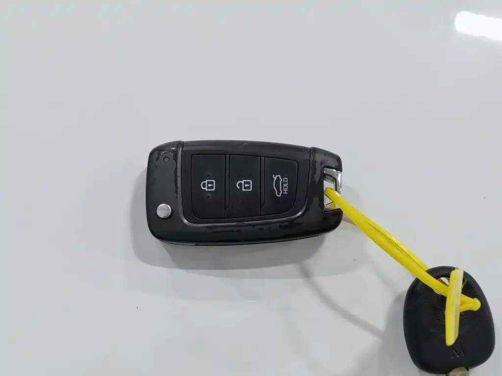 Hyundai Elantra — миниатюра 19