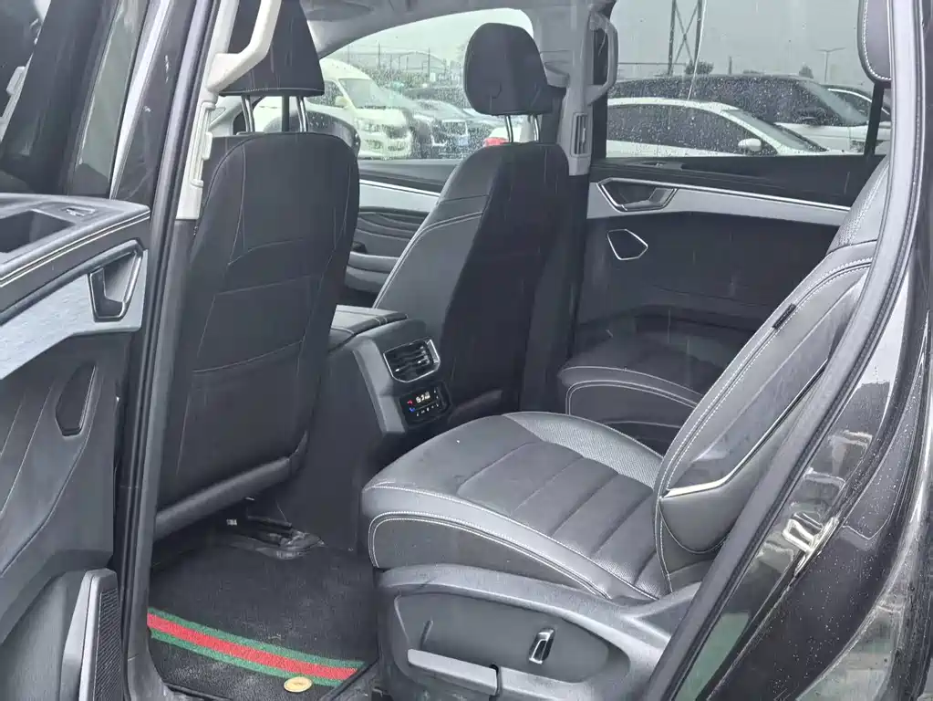 Volkswagen Talagon — миниатюра 4
