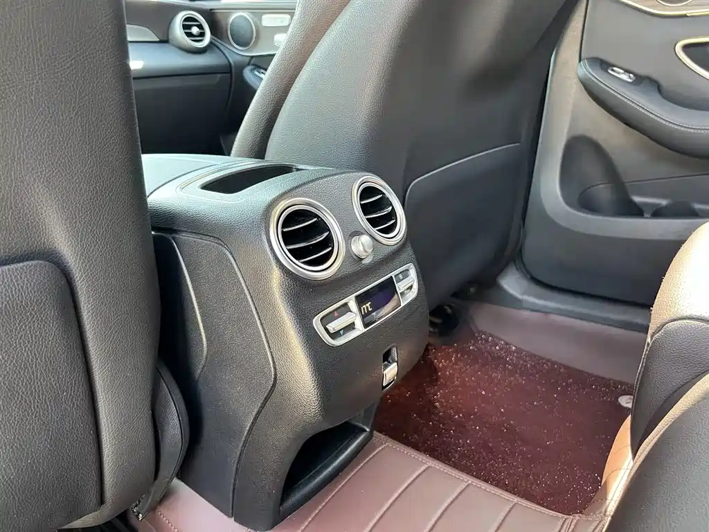 Mercedes-Benz GLC — миниатюра 16