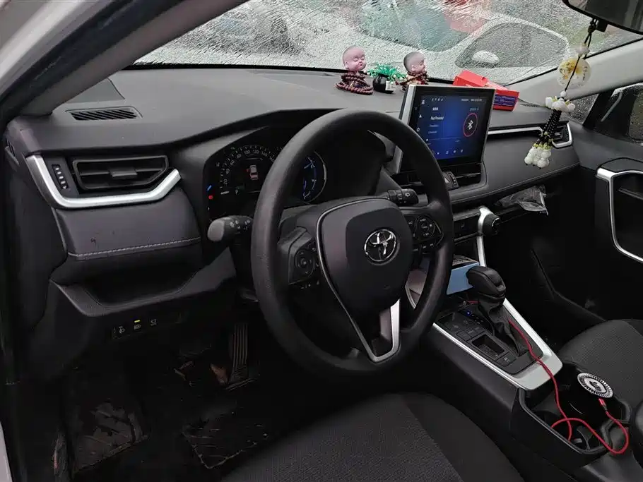 TOYOTA RAV4 RONGFANG