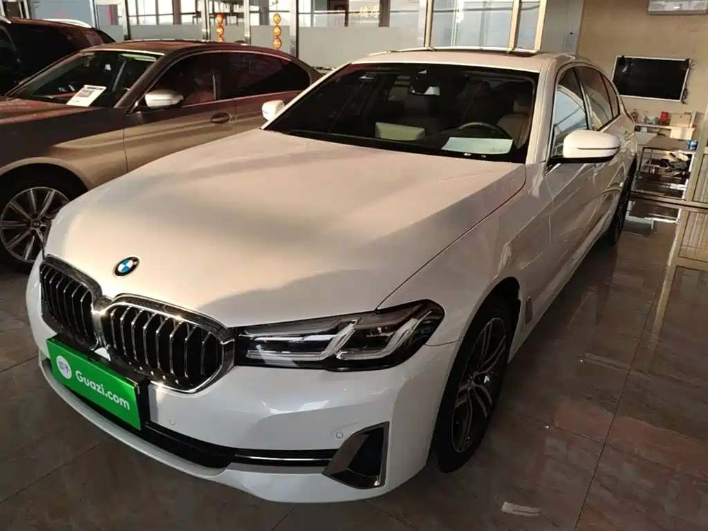BMW 5 Series 2022
