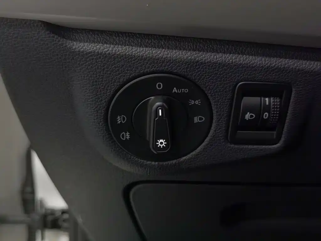 Volkswagen Lavida — миниатюра 21