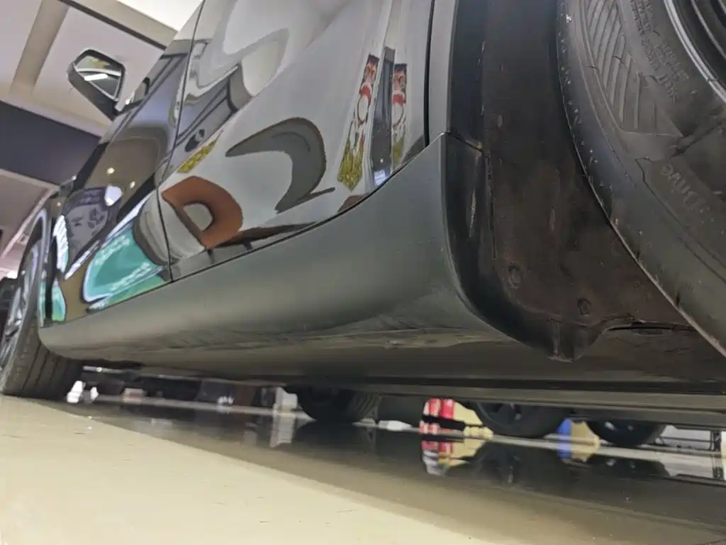 Tesla Model Y — миниатюра 22