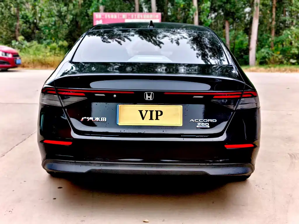 Honda Accord — миниатюра 9