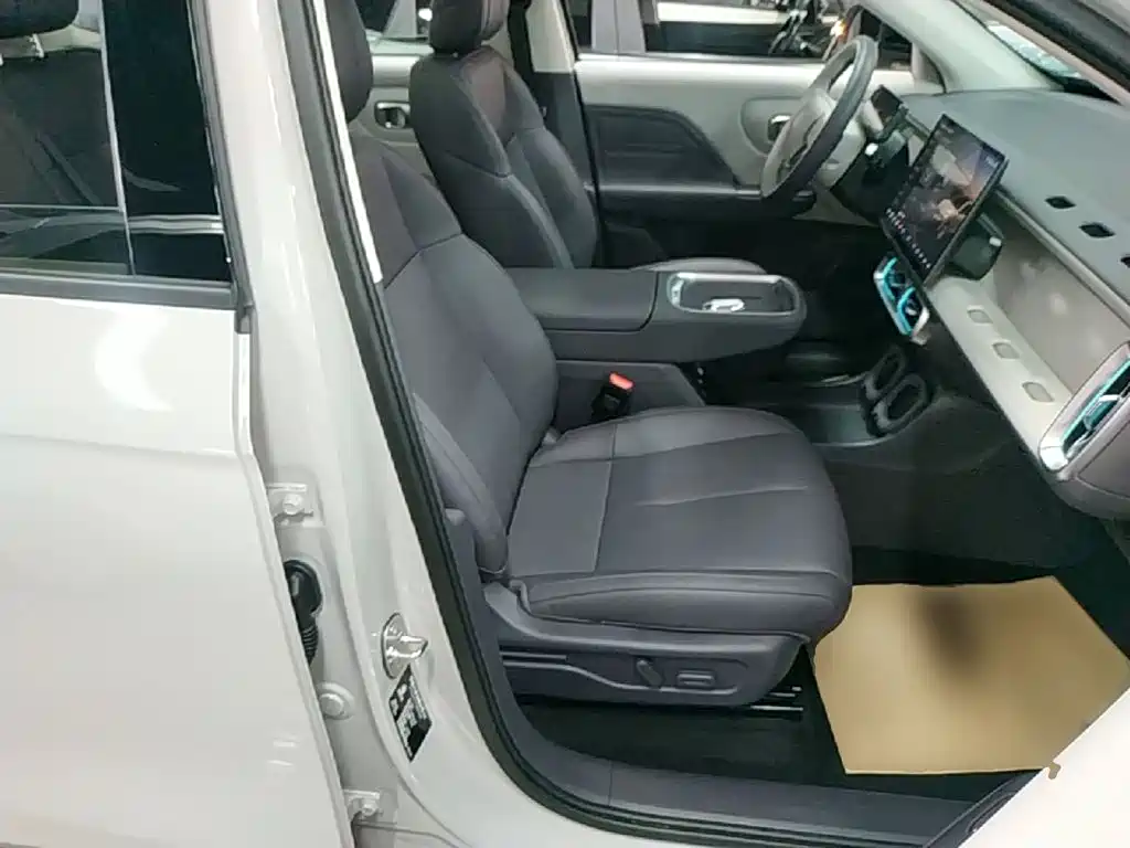 Leapmotor Leapmotor B10 — миниатюра 25