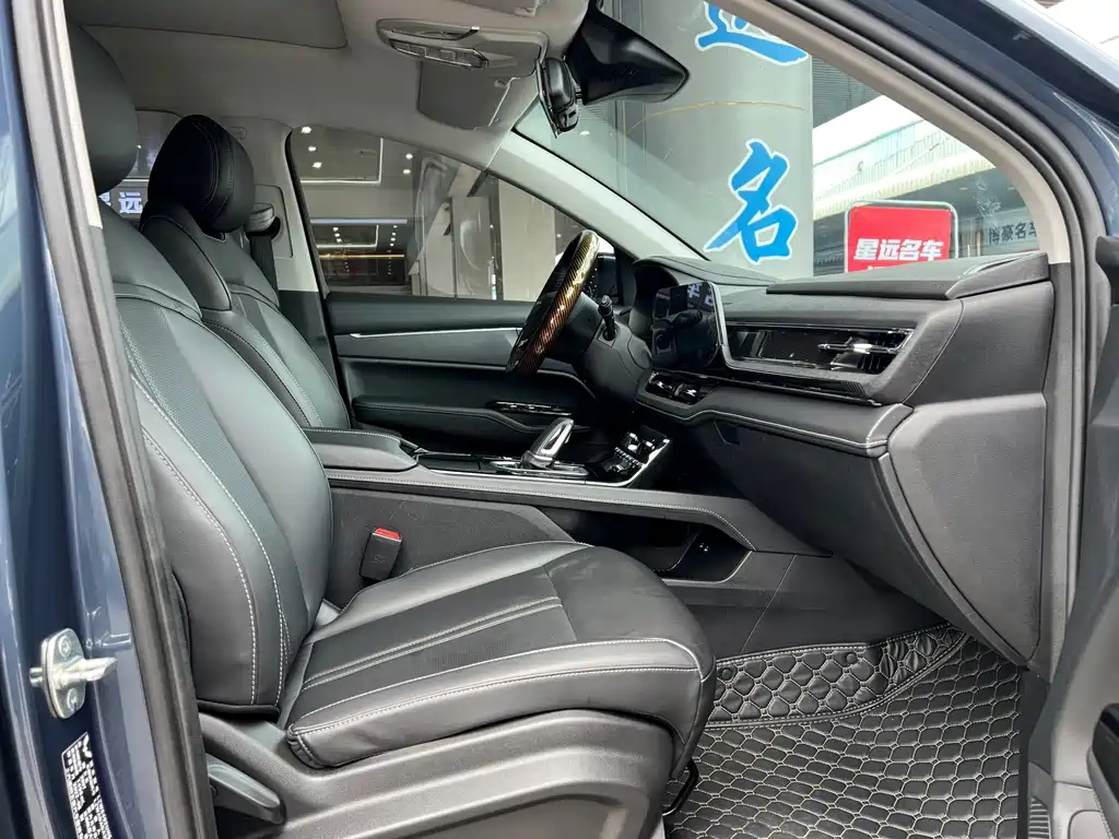 Wuling Victory — миниатюра 10