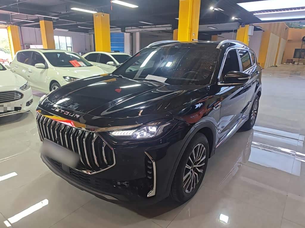 Jetour Jetour X70 PLUS 1.5 л 2023 г. Чёрный, пробег 22799 км