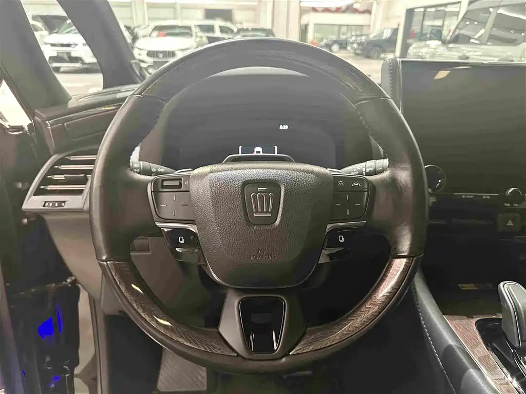 Toyota Vellfire — миниатюра 7