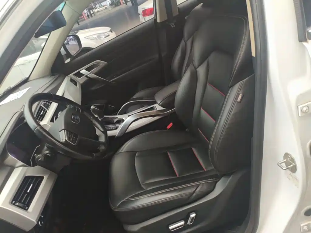 Geely Boyue — миниатюра 15